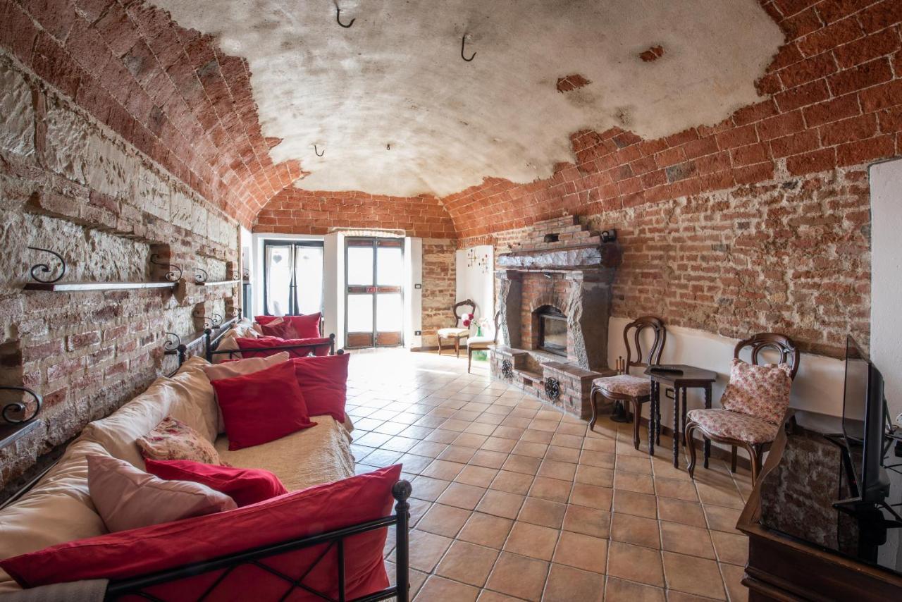 Casa Del Nebbiolo Apartman Camino Kültér fotó